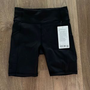 Invigorate HR Short 8” - Black